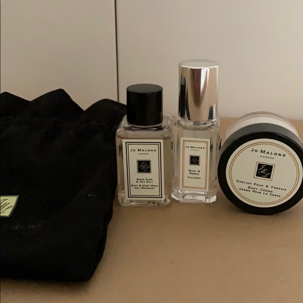 Jo Malone travel body set with pouch